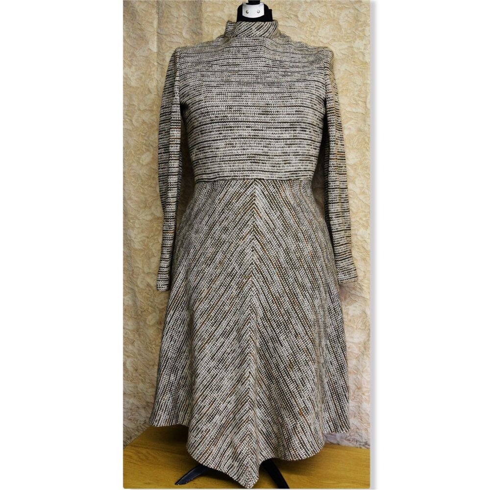 Carrolls VTG Late 60s -70s Brown Cream Fit & Flare A-Line Mock Neck Winter Dress